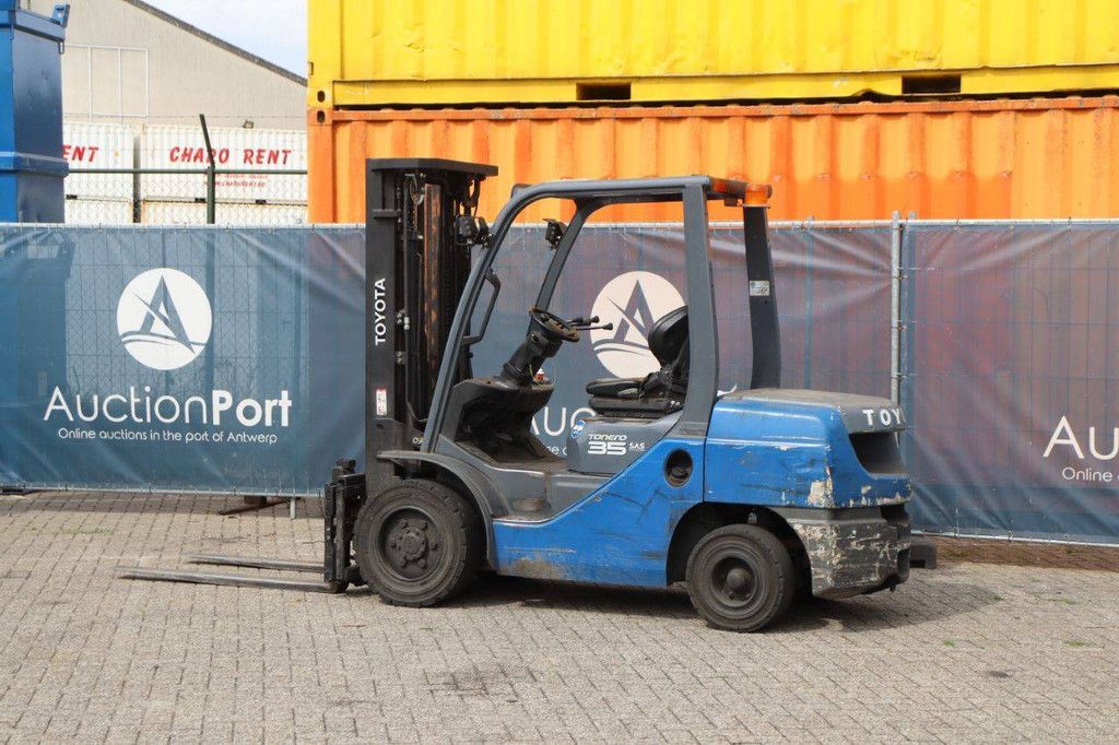 Heftruck Toyota 02-8FDF30 Diesel 3000kg 2012