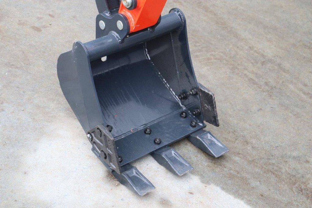 Minigraver E10 zwenkgiek Diesel 10pk 2024 Nieuw