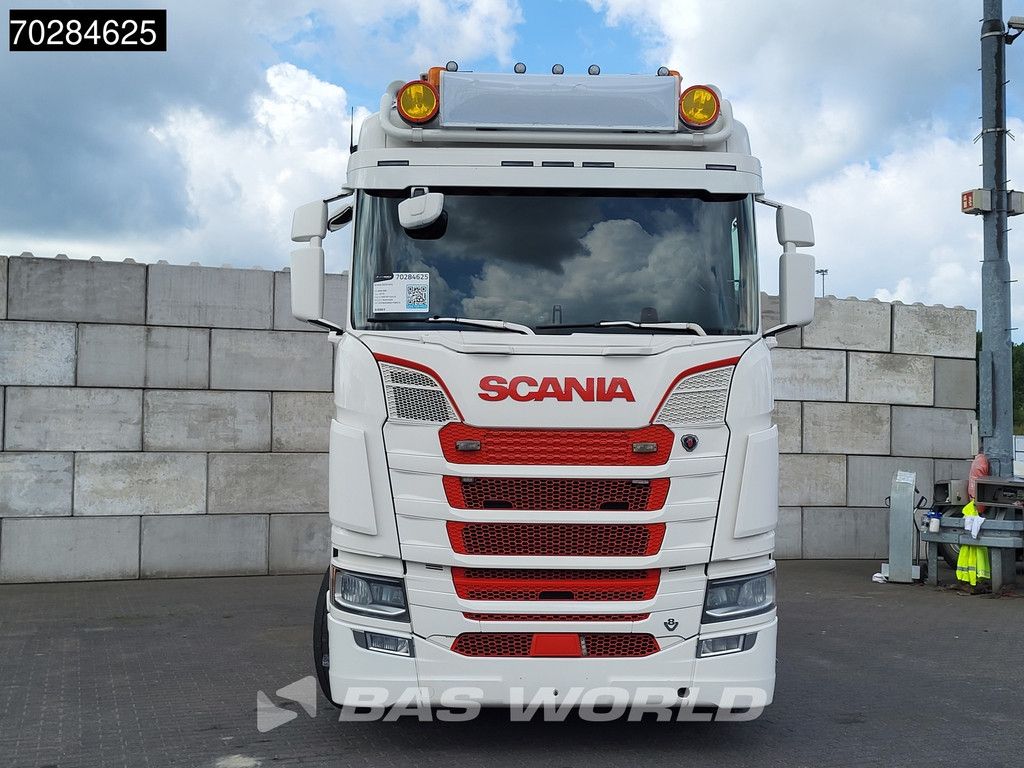 Scania S650 6X4 Retarder Full-Air Leather ACC Navi LED