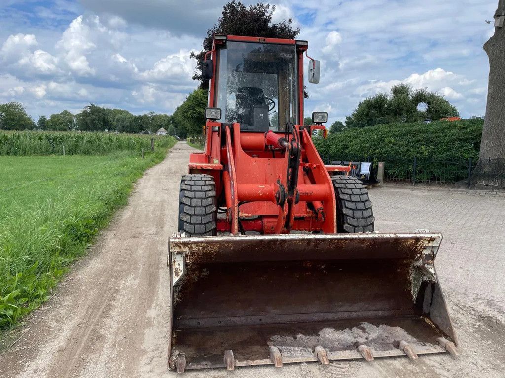 O&K L6-3 Shovel Loader