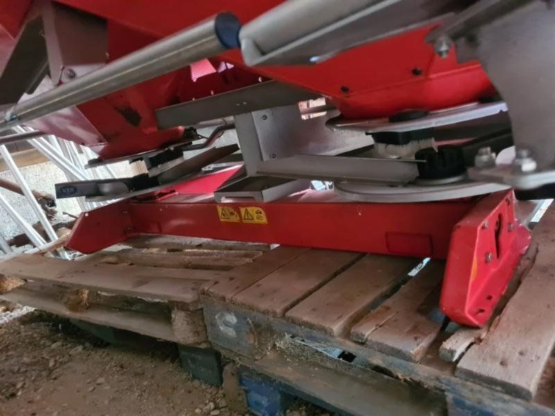 Kuhn AXIS40.1WT25