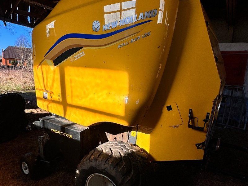 New Holland BR 6090 / Roll-Bar 125