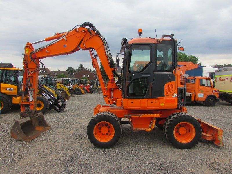 Komatsu PW 98 MR-8