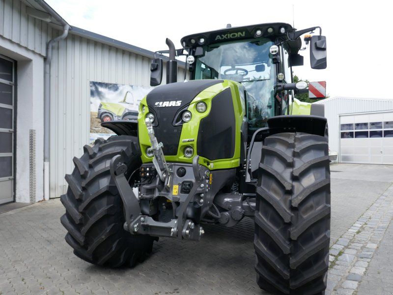 Claas Axion 870 CMATIC CEBIS NightEdition