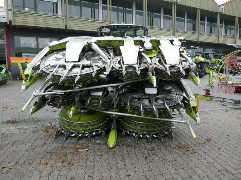 Claas Orbis 900
