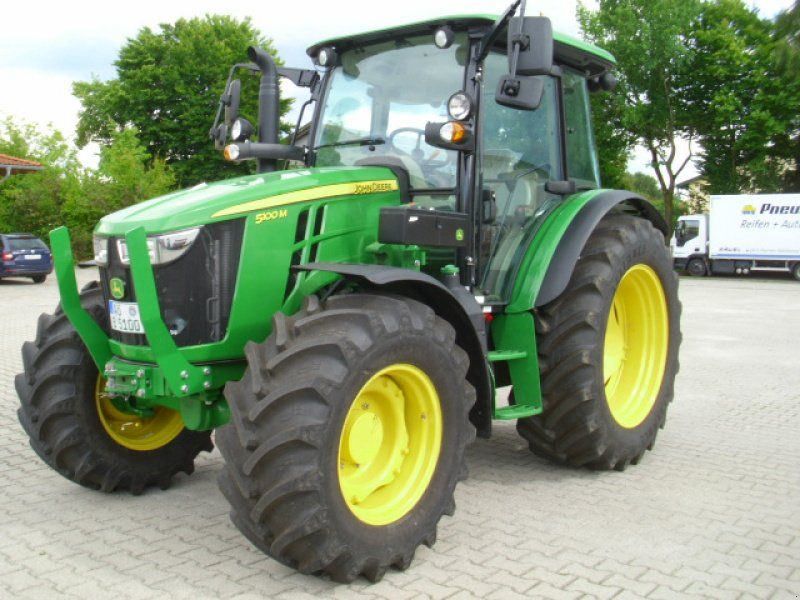 John Deere 5100M