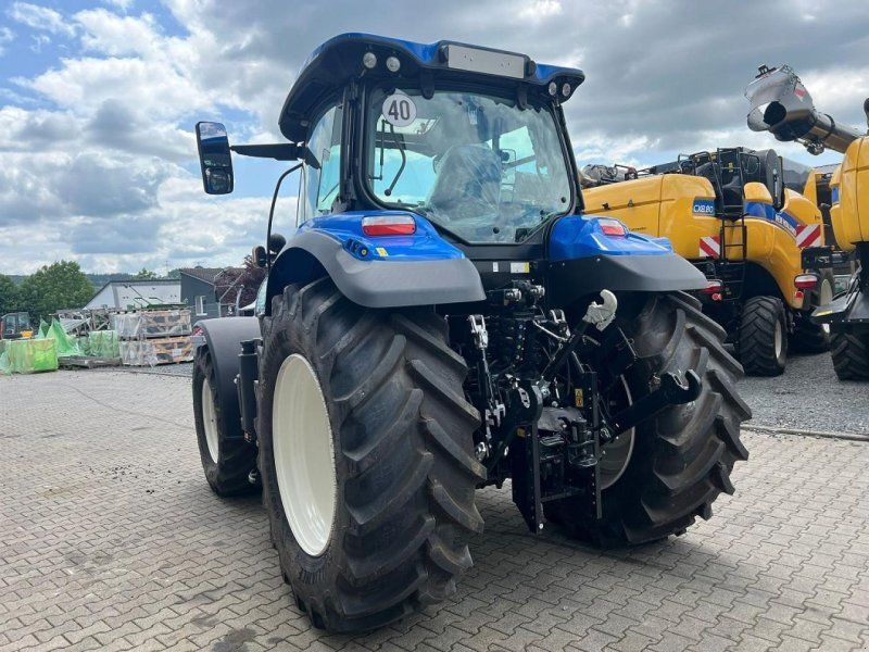 New Holland T 7.165 S