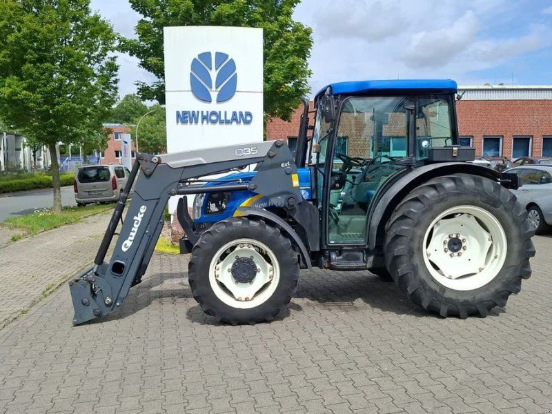 New Holland T4020