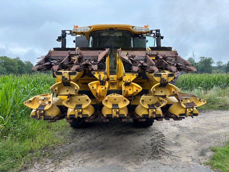 New Holland Maispflücker 875 W