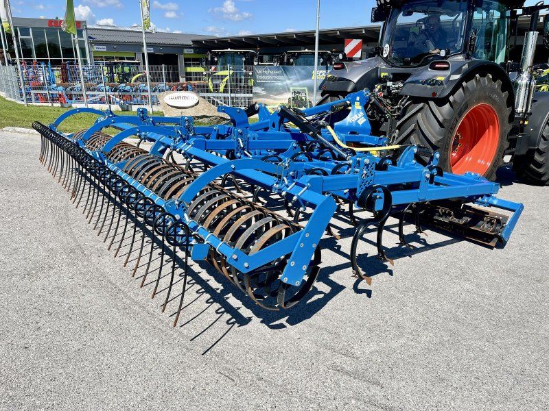 Agro Vulcan 500 mit Messerwalze