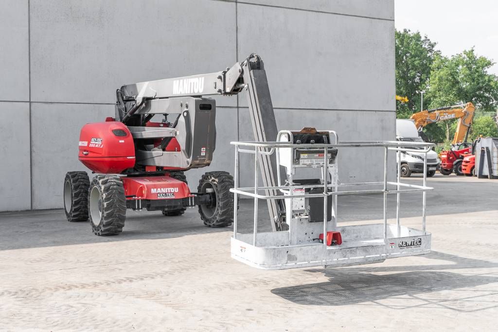 Manitou 200 ATJ