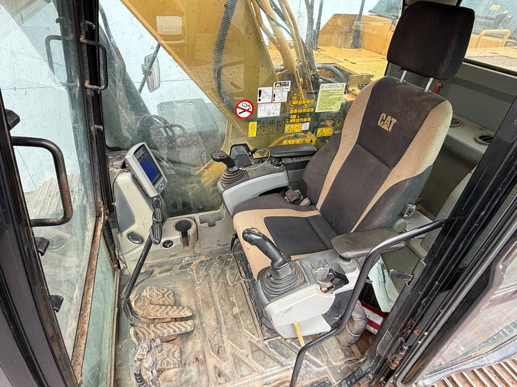 CAT 329EL - Quick Coupler / GPS Prepaired