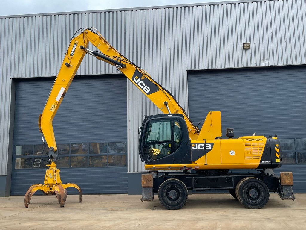 JCB JS200W