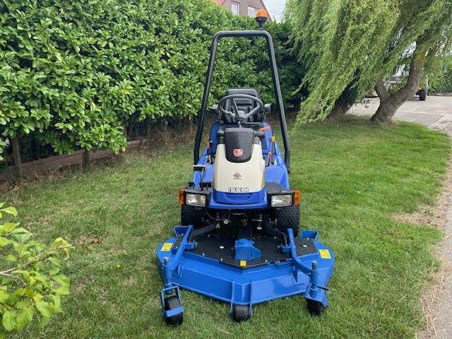 Iseki SF230-II Frontmaaier 137 cm