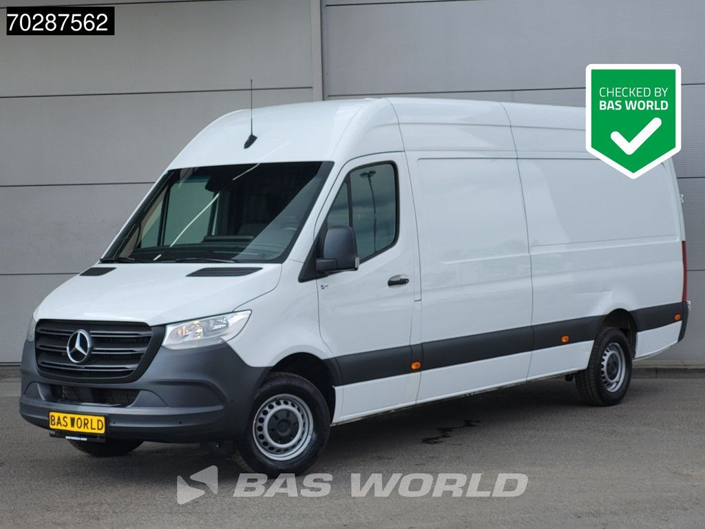 Mercedes Sprinter 317 CDI Automaat L3H2 3500KG 170PK Airco Cruise Camera Parkeersensoren MBUX CarPlay Euro6 L3 16m3 Airco Trekhaak
