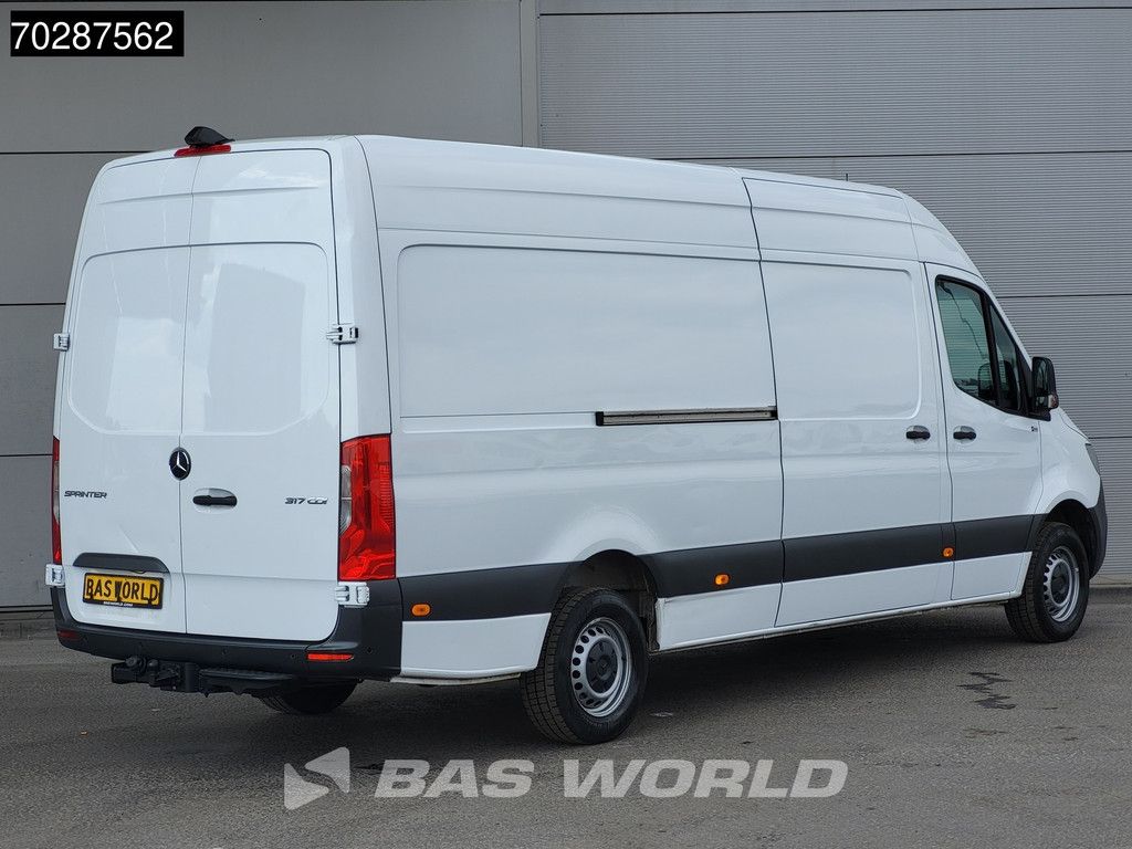 Mercedes Sprinter 317 CDI Automaat L3H2 3500KG 170PK Airco Cruise Camera Parkeersensoren MBUX CarPlay Euro6 L3 16m3 Airco Trekhaak