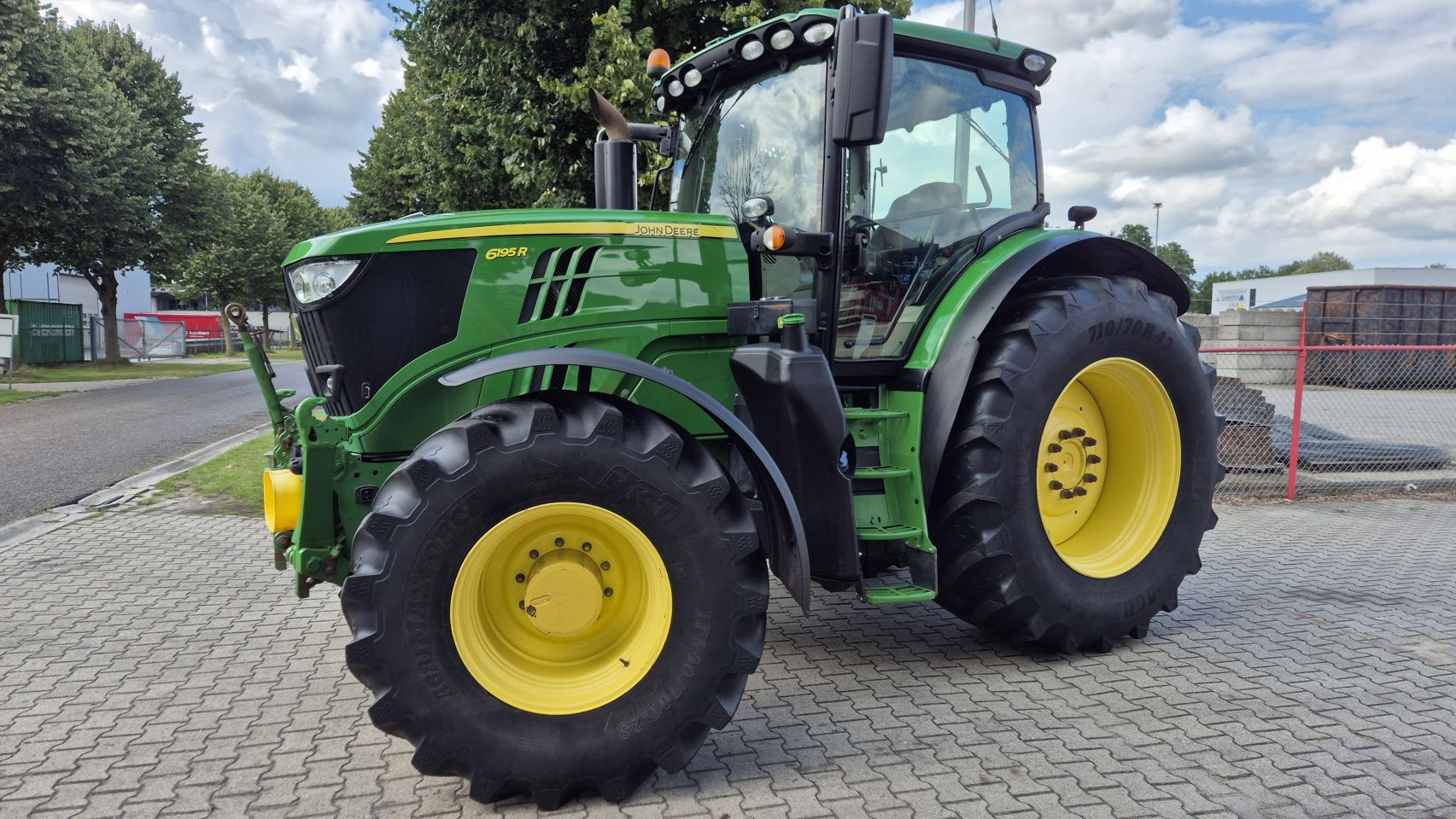 JOHN DEERE 6195R AP, 50Km/h, Lucht, Fronthef/PTO, AT-Ready, TLS,