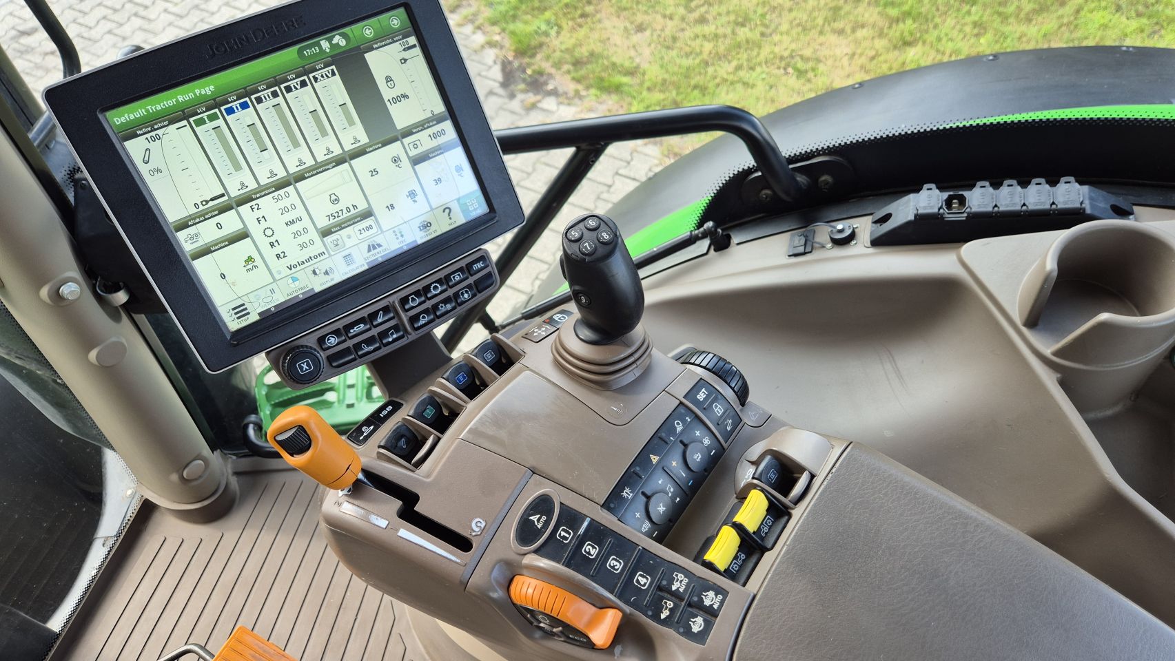 JOHN DEERE 6195R AP, 50Km/h, Lucht, Fronthef/PTO, AT-Ready, TLS,