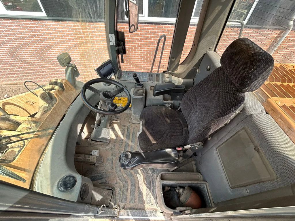 Liebherr L580