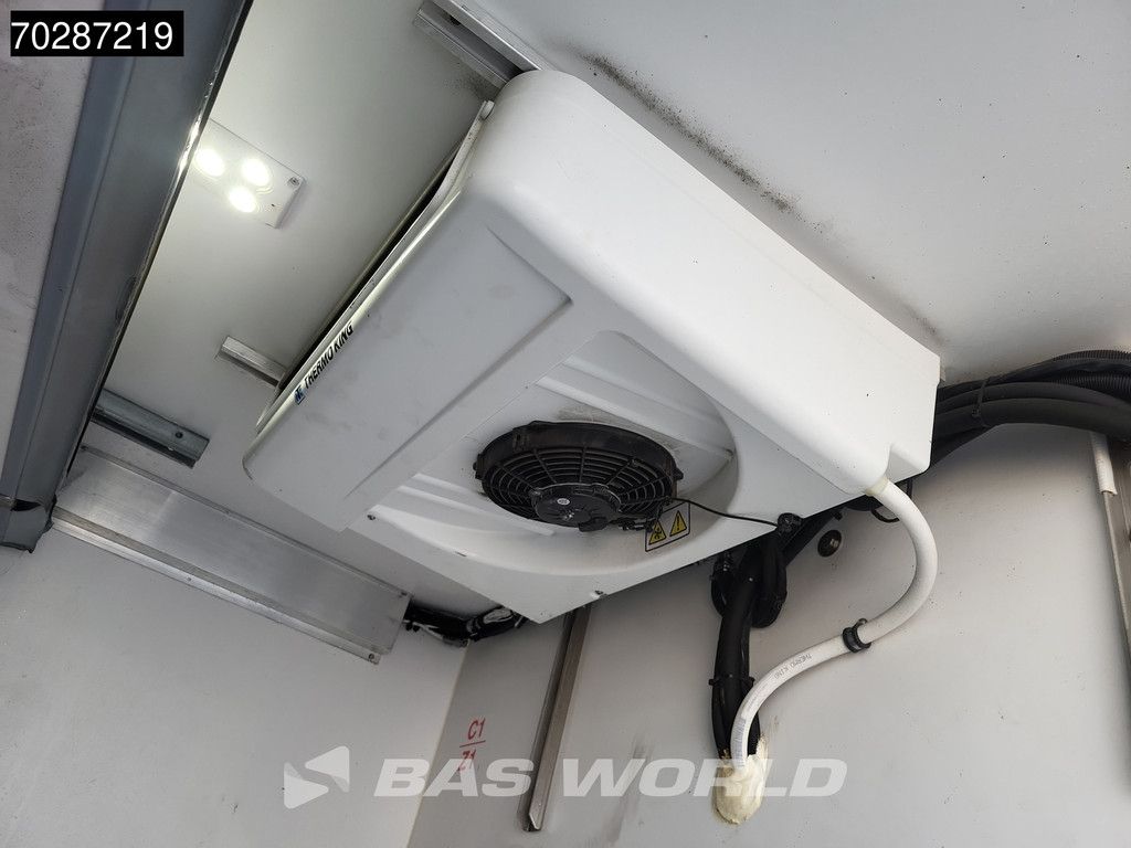 Renault Master 145PK Koelwagen Vriezer Lamberet Thermo King V-300 MAX 230V Stekker Airco Cruise Parkeersensoren Euro6 Koel Koeler Kühl Kühler Kühlwagen Kühlkoffer Vries Vriezer Frigo 14m3 Airco Cruise control