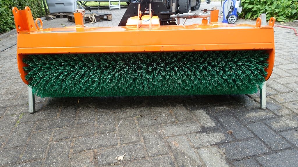 Eco Technologies Rolbezem 130Cm Rolbezem 130Cm