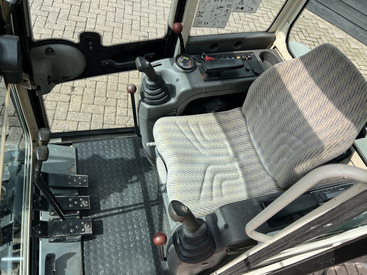 Terex TC16 minigraver