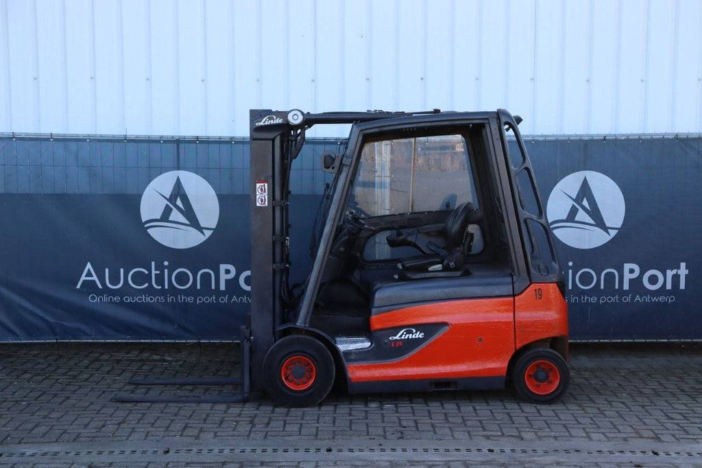 Heftruck Linde E25L-01 Elektrisch 2500kg 4.7m 2014