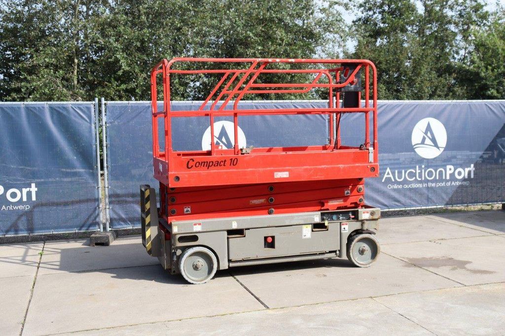 Scissor lift Haulotte Compact 10 Electric 450kg 10m 2013