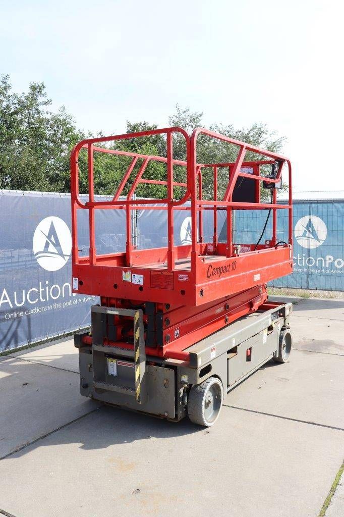 Scissor lift Haulotte Compact 10 Electric 450kg 10m 2013
