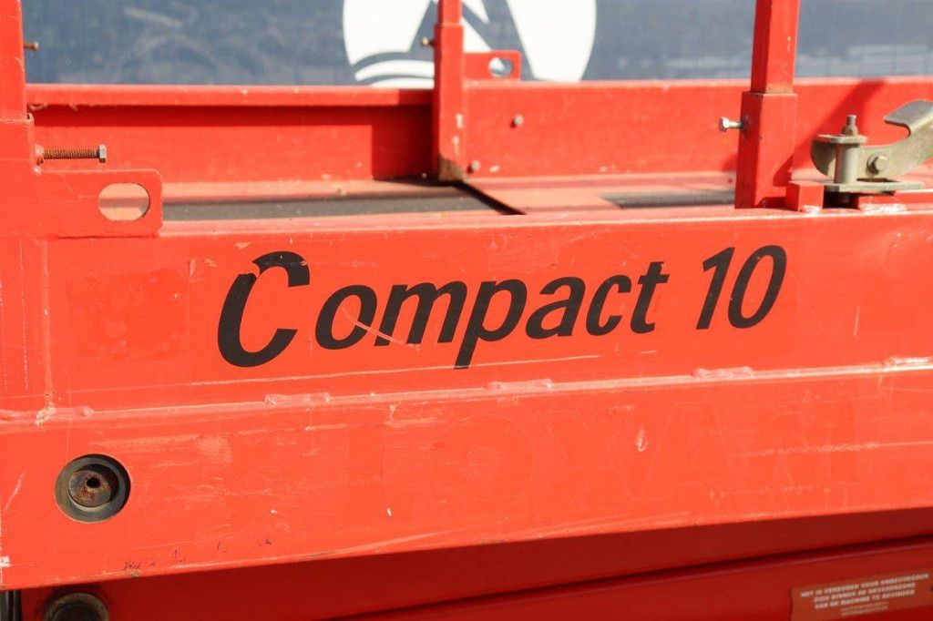 Scissor lift Haulotte Compact 10 Electric 450kg 10m 2013
