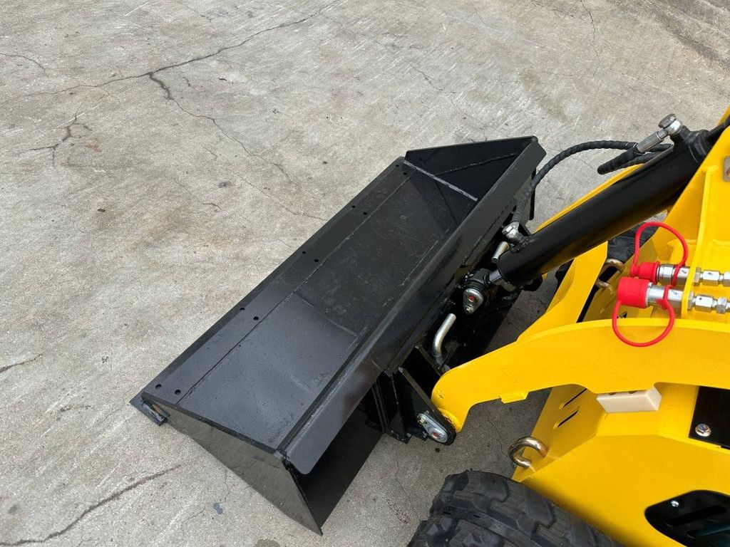 Skid Steer Loader Machpro MP-S300 Petrol 2025 New