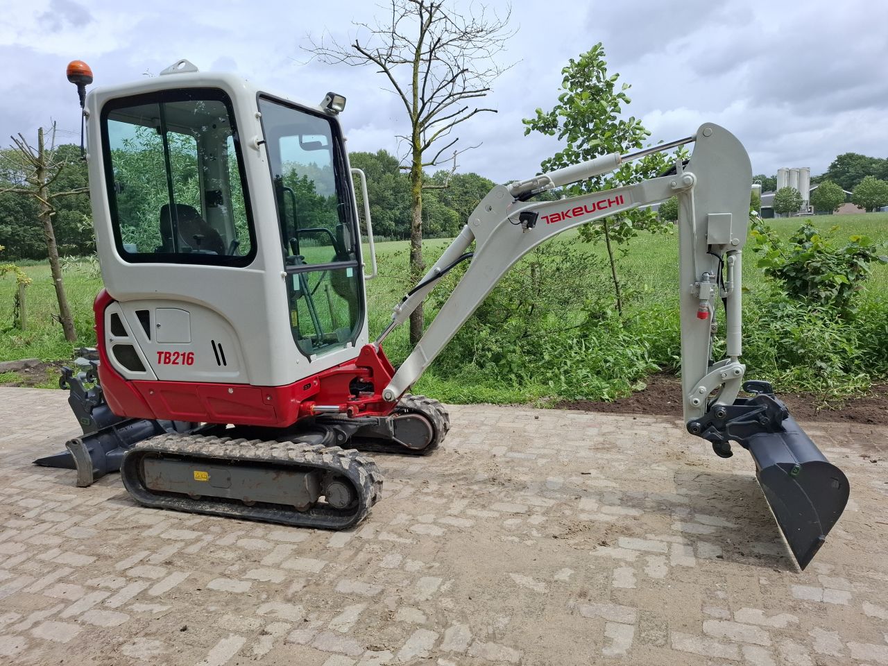 Takeuchi TB216 | bj2021 | 1579 uur