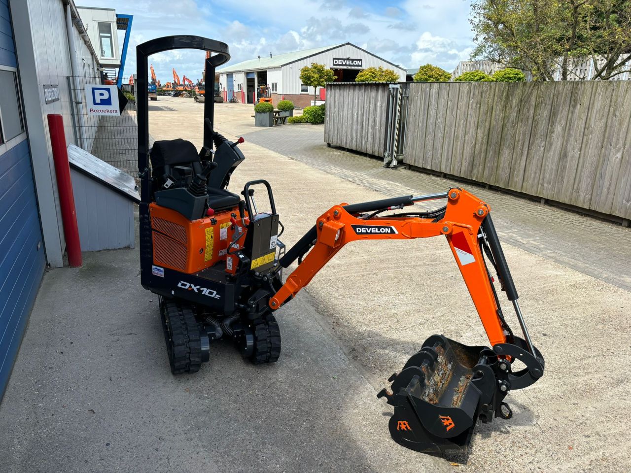 Develon DX10z
