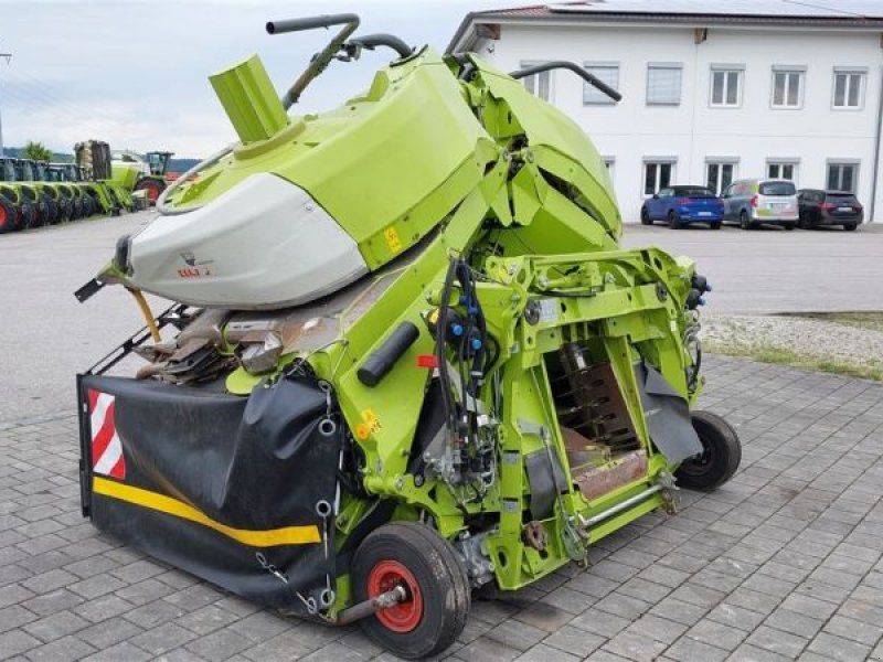 Claas ORBIS 900
