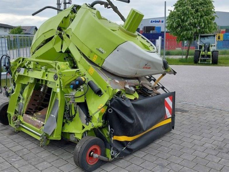 Claas ORBIS 900