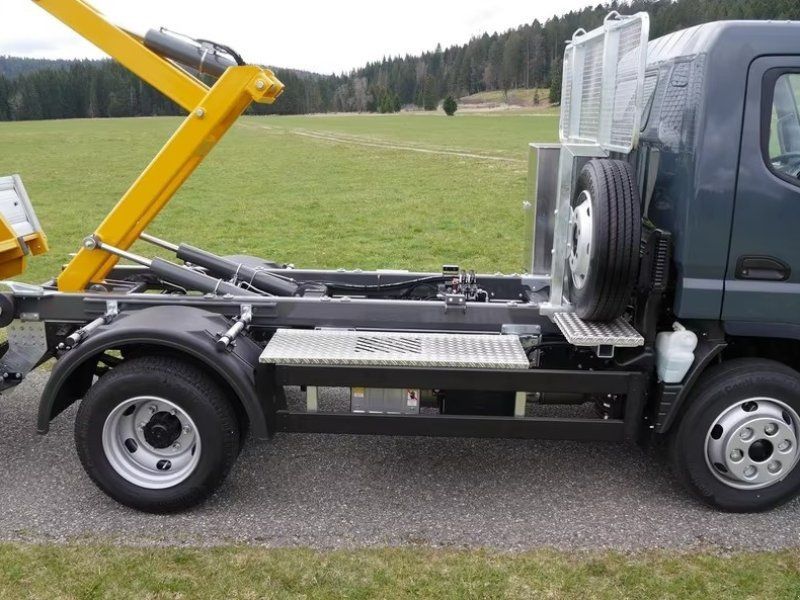 Fuso 7C18