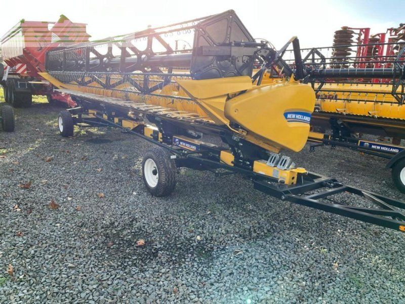 New Holland cx 6.90 schüttler + 25ft sw + sww