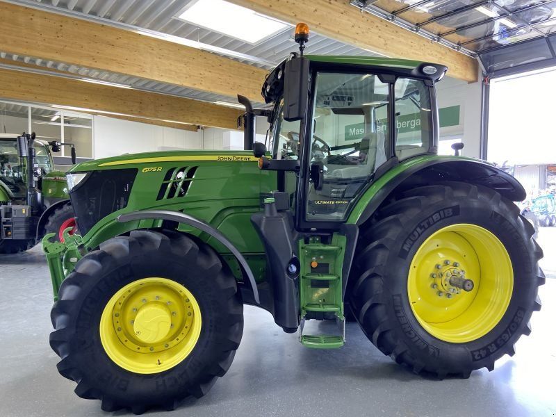 John Deere 6175R