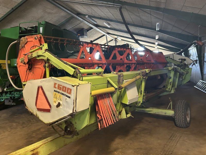 Claas LION 420
