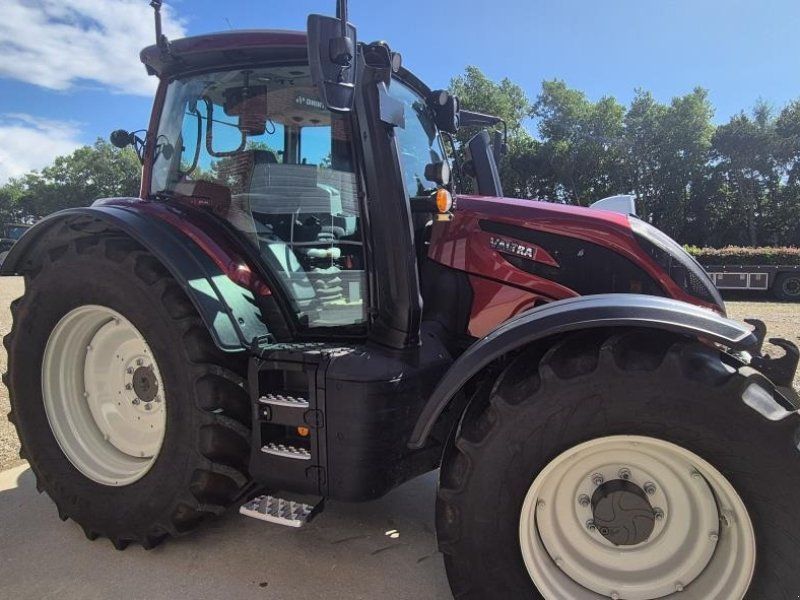 Valtra N175D 1B2