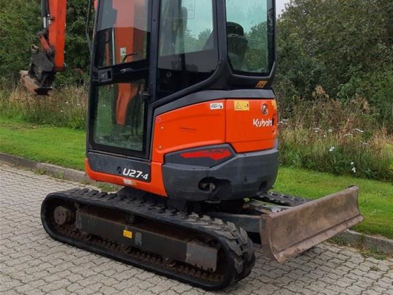 Kubota U 27-4