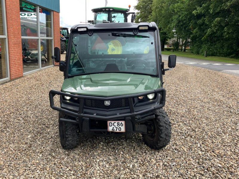 John Deere 865M