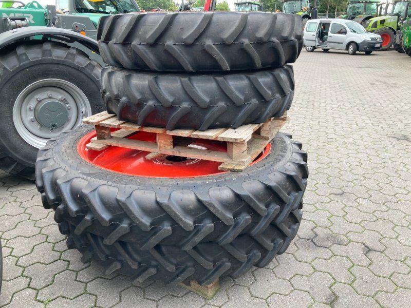Ceat 270/95R44, 270/80R32