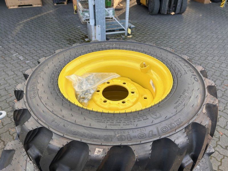 John Deere 440/80-24 / 260/70-16,5
