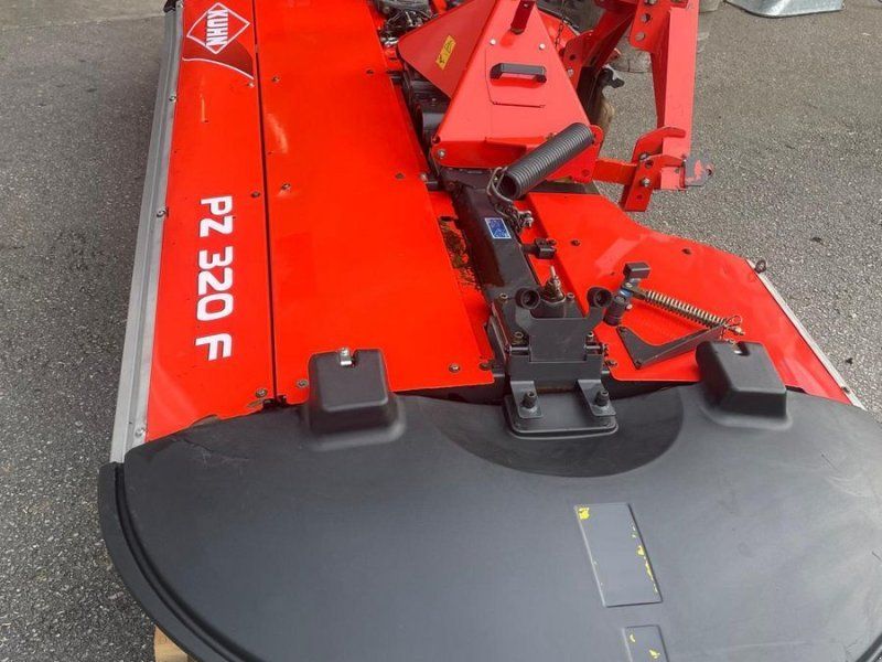 Kuhn PZ 320 F