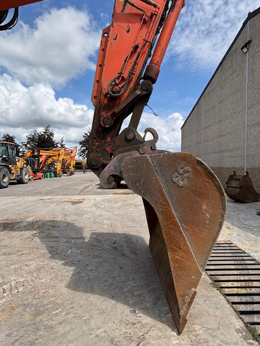 Hitachi ZX350LC-5B