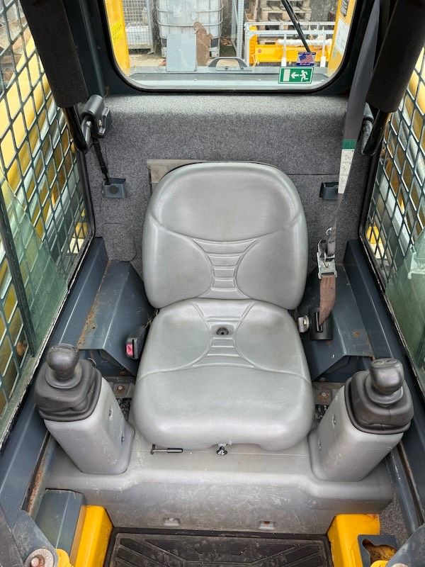 Gehl RT165