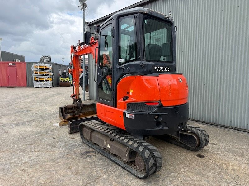 Kubota U 36-4