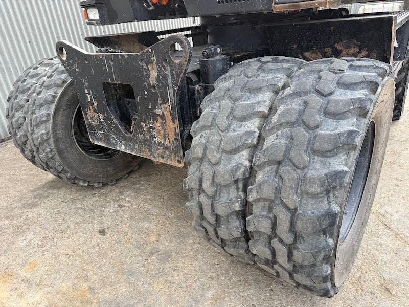 Hitachi ZX 140 W-5