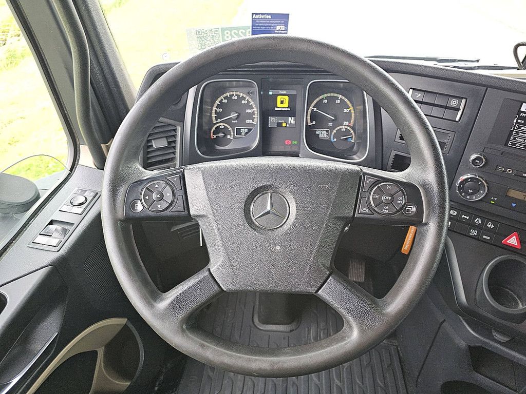 MERCEDES-BENZ ACTROS 1845 LS